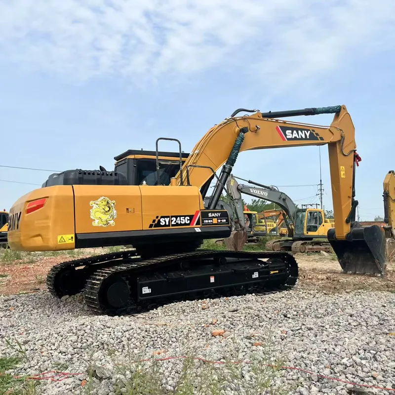 Used Сани 245 Экскаватор
