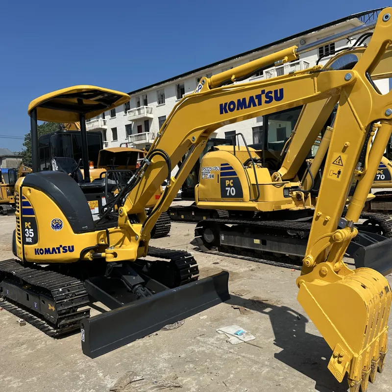 Used Комацу 35 Экскаватор