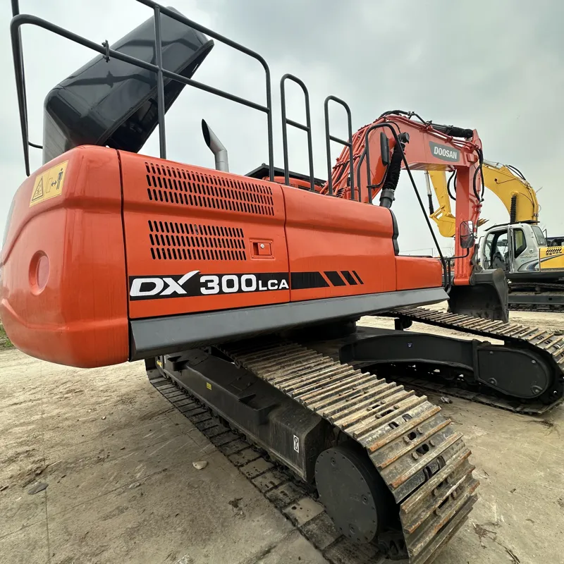 Used Doosan DX300LCA excavator