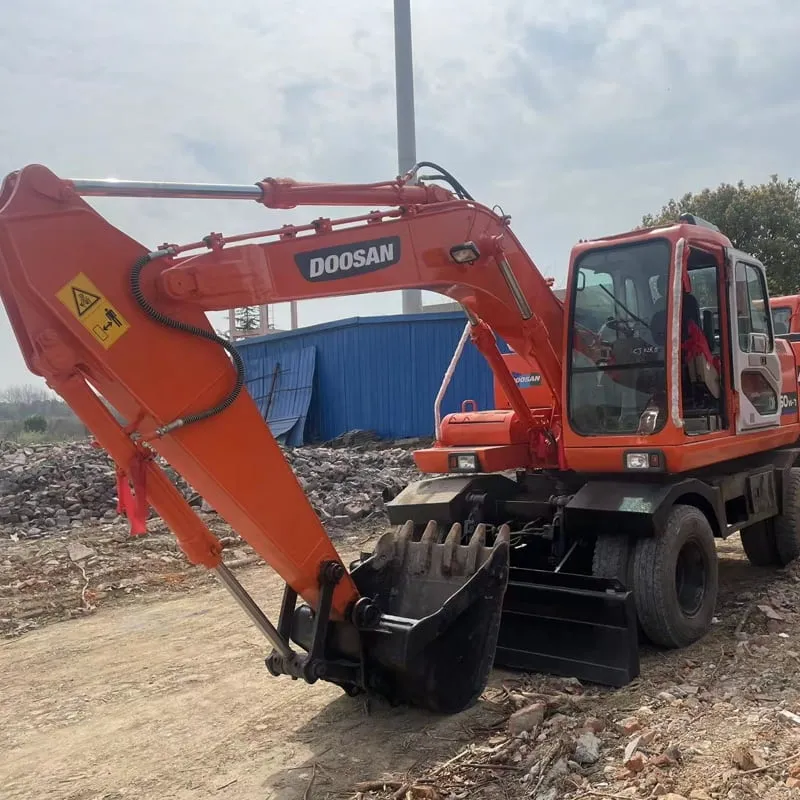 Used Doosan DX150W-7 Экскаватор