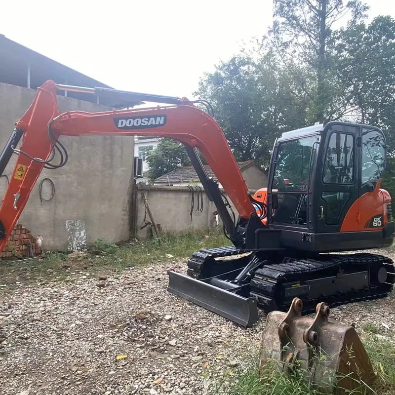 Used Doosan DX60 Экскаватор