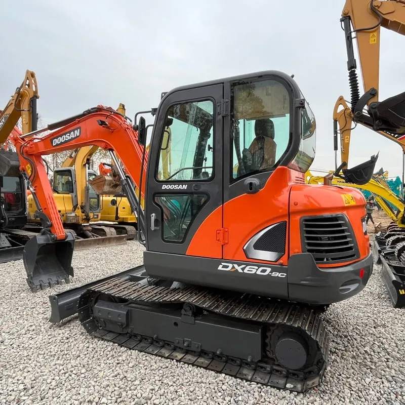 Used Doosan DX60 Экскаватор