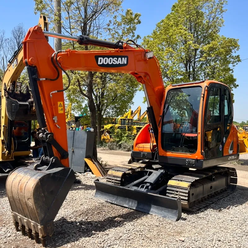 Used Doosan DX75 Экскаватор