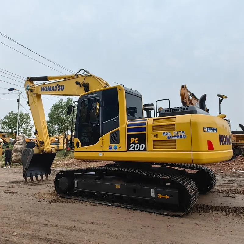 Used KOMATSU 200-8N1 Экскаватор