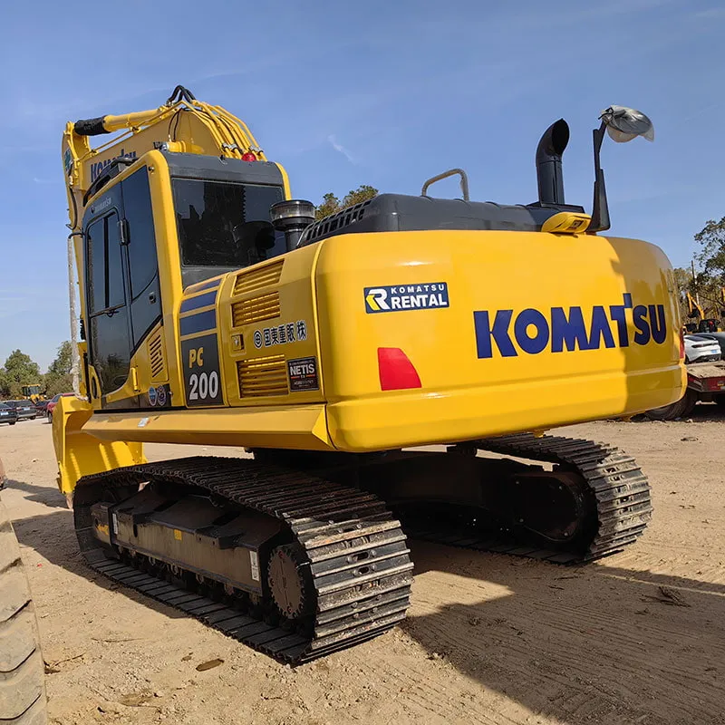 Used KOMATSU 200-8N1 Экскаватор