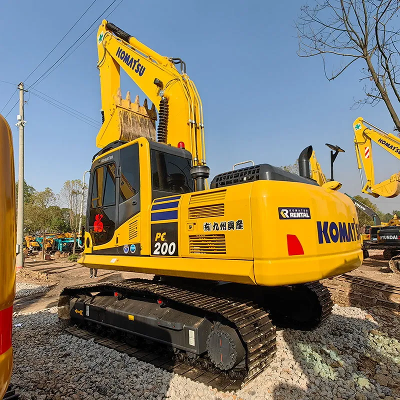 Used Комацу 200-8 Экскаватор