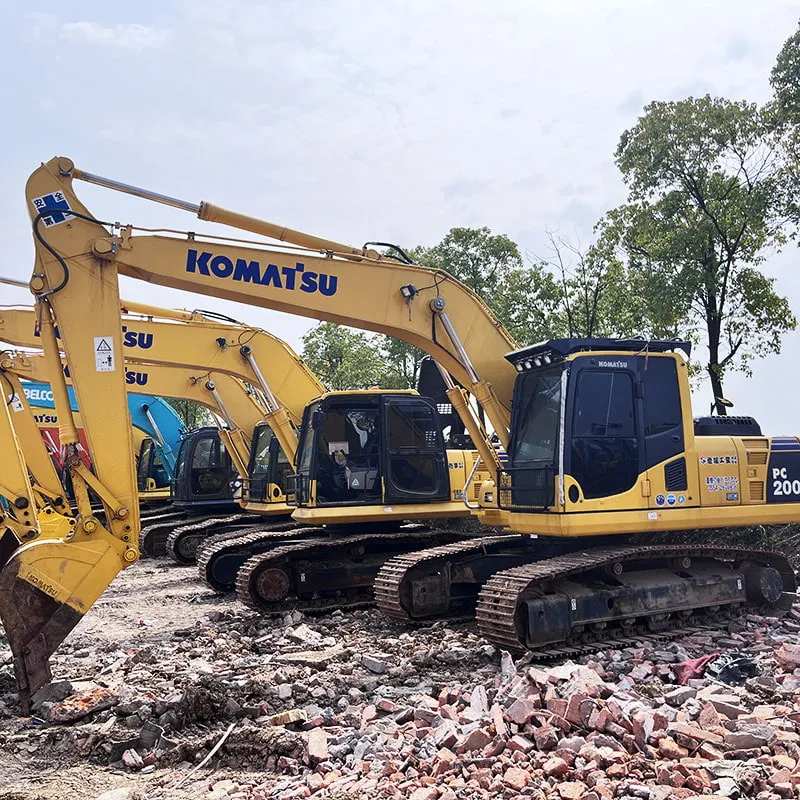 Used Комацу 200-8 Экскаватор