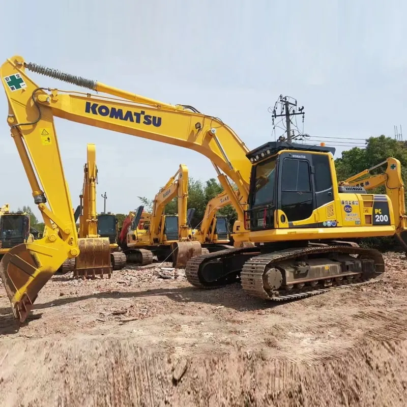 Used Комацу 200-8 Экскаватор