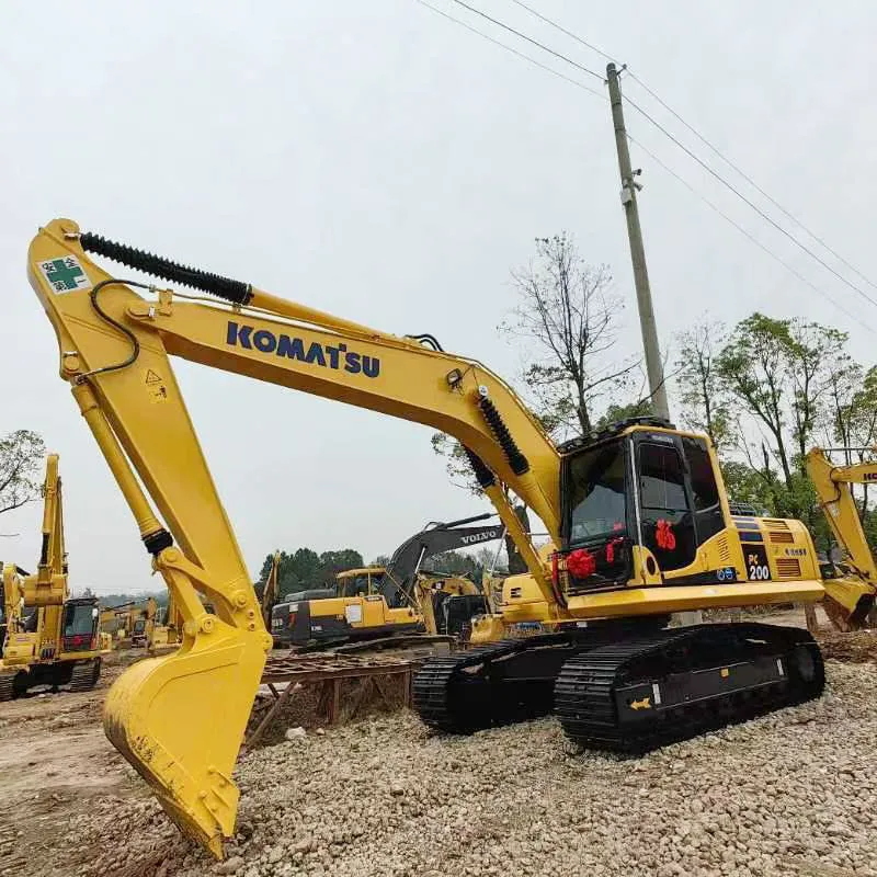 Used Комацу 200-8 Экскаватор