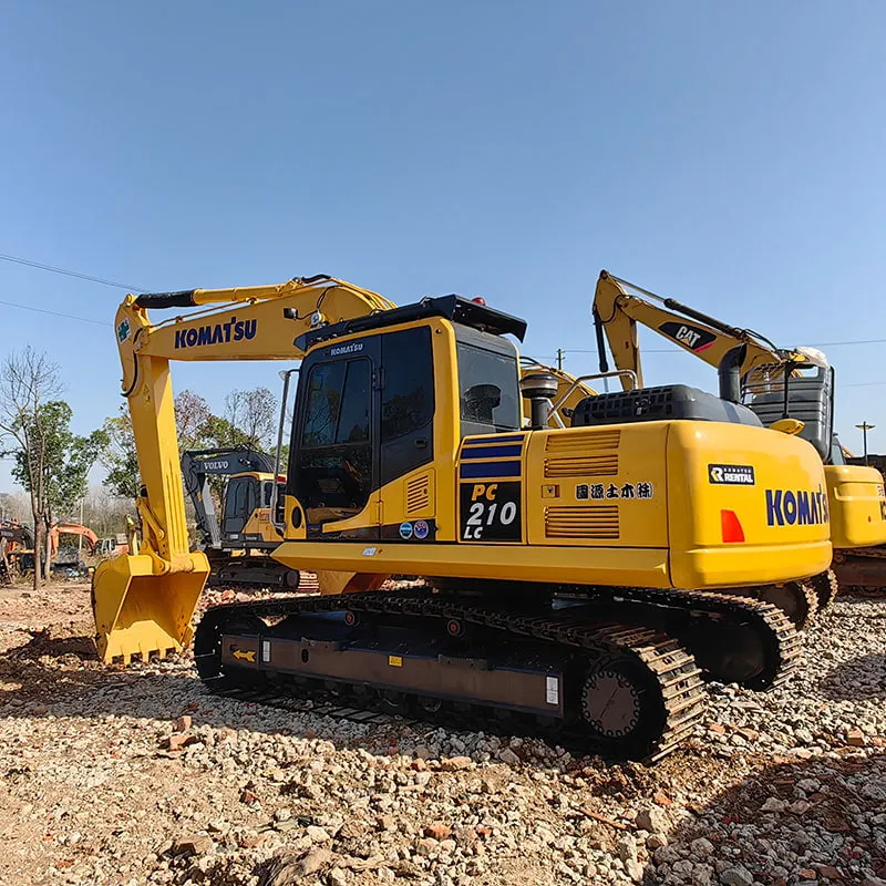 Used KOMATSU 210-8N1 Экскаватор