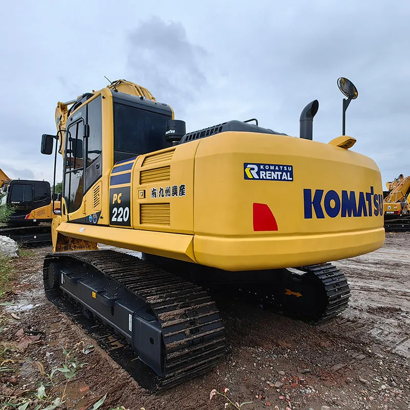 Used Komatsu 220-8MO Экскаватор