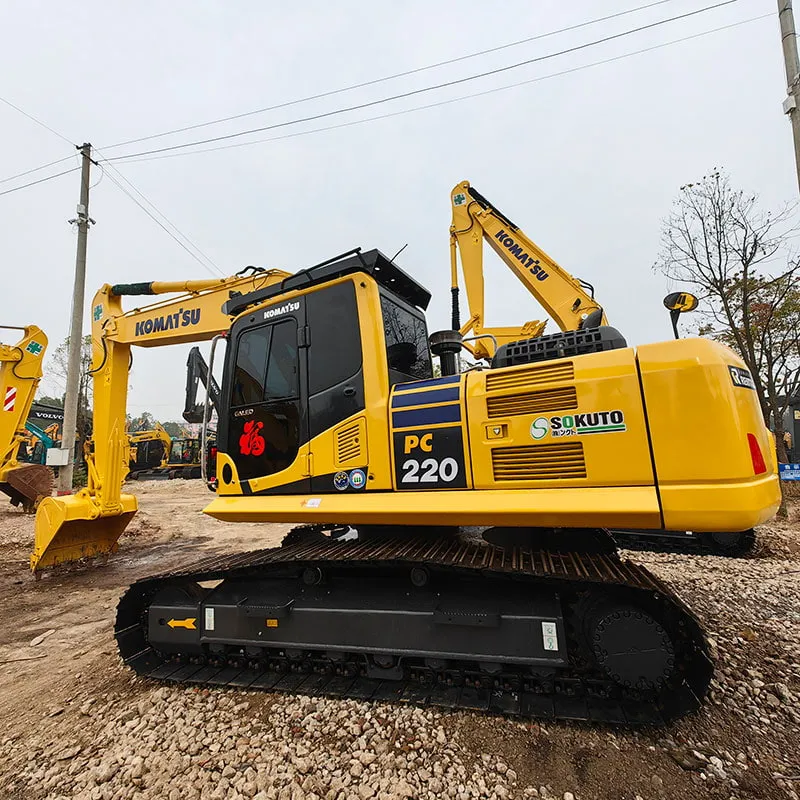 Used Комацу 220-8 Экскаватор