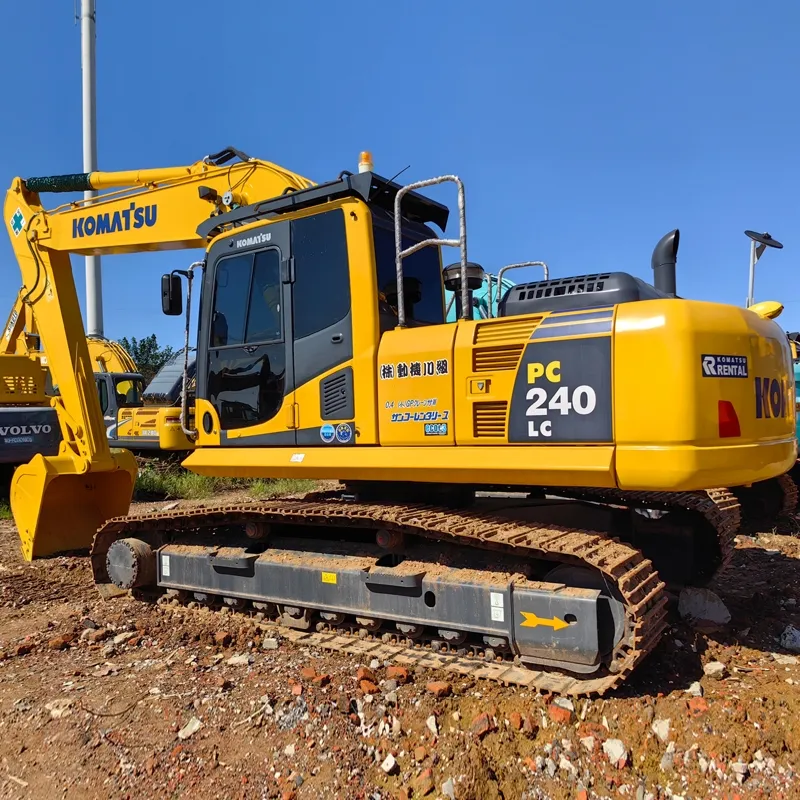 Used Комацу 240-8 Экскаватор