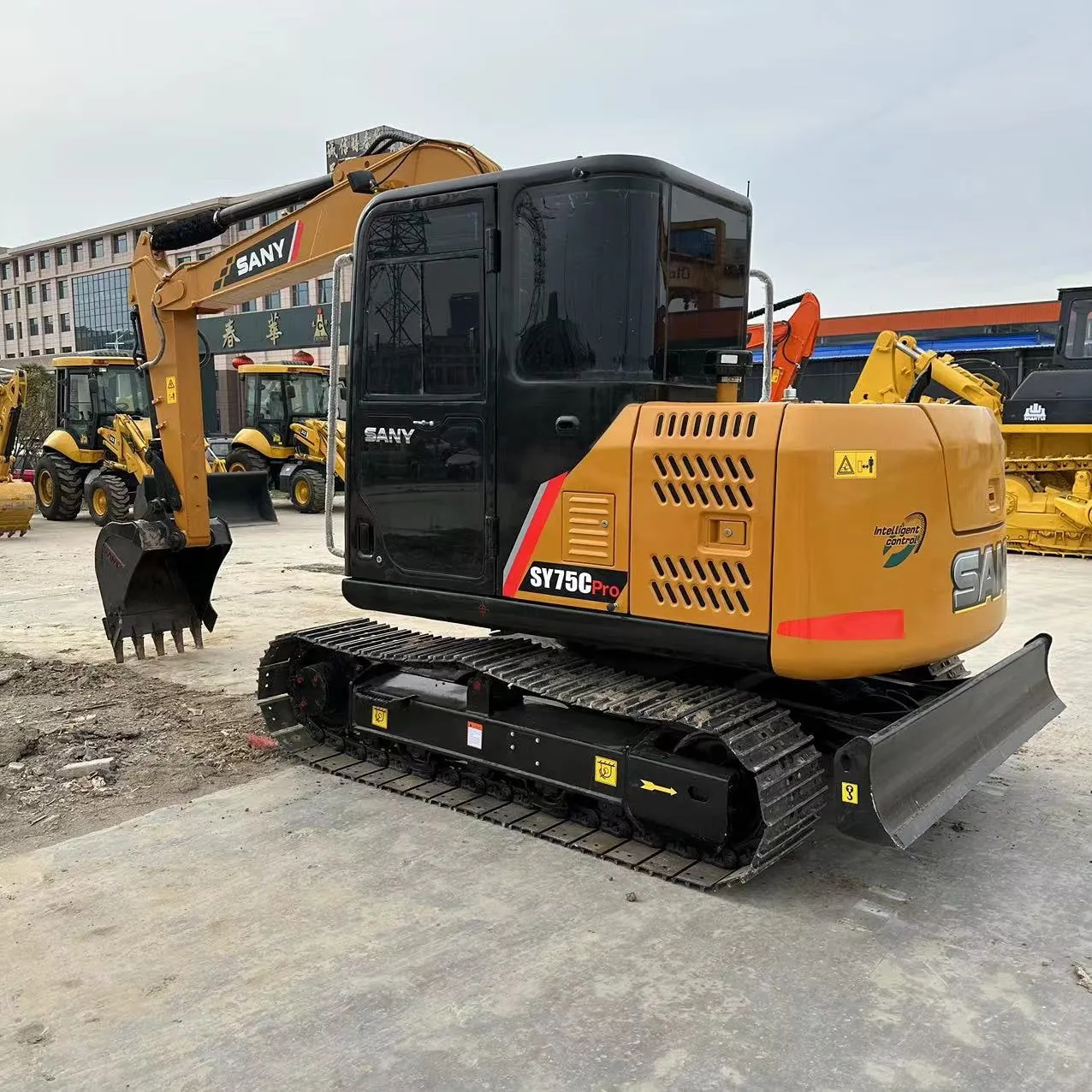 Used Sany 75 Экскаватор