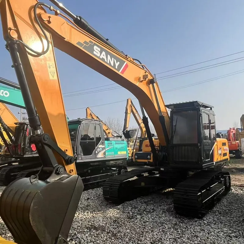 Used Сани 215 Экскаватор